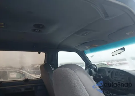 1997 Ford Club Wagon Xl/Xlt from USA, damaged, VIN 1FBJS31S1VHA99294